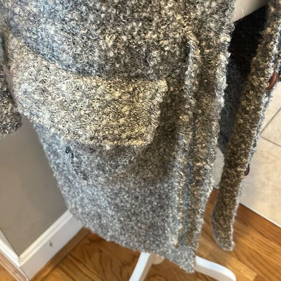 Hand Knit Gray Long Sherpa Cardigan size large - Picture 3 of 6